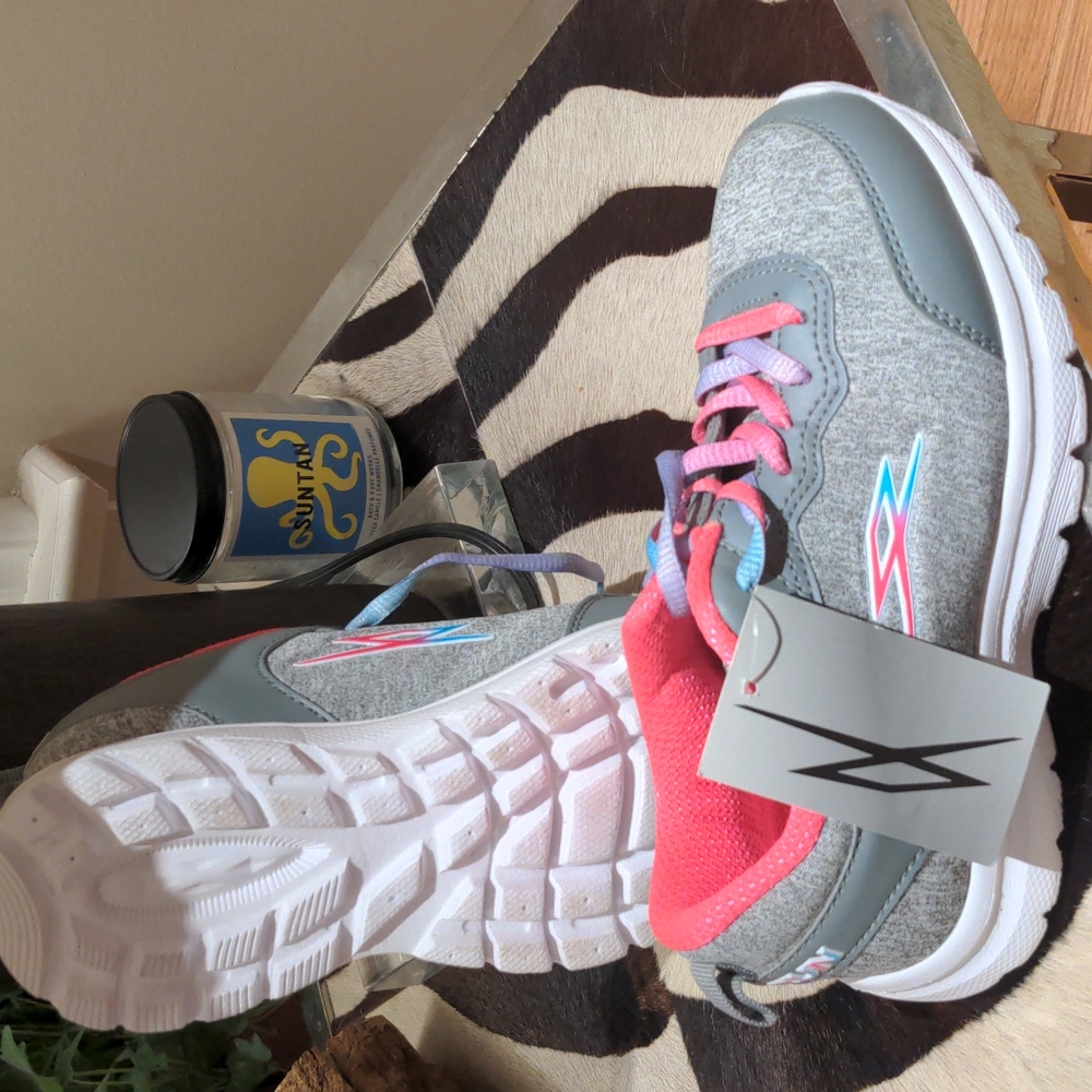 Girls sneaker